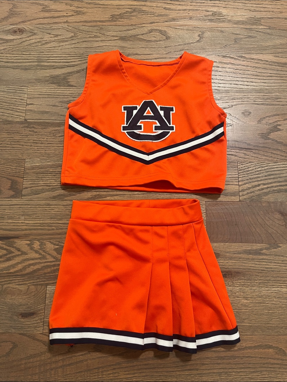 Auburn cheerleader outfit size 4 EUC